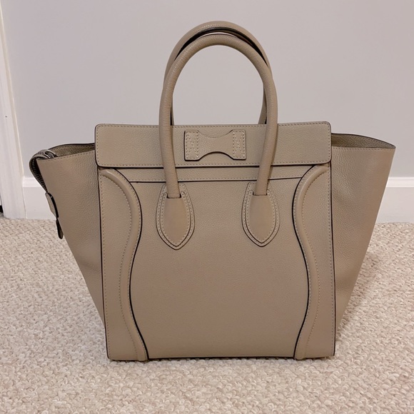 Celine Luggage Mini in dune color. - Picture 2 of 7